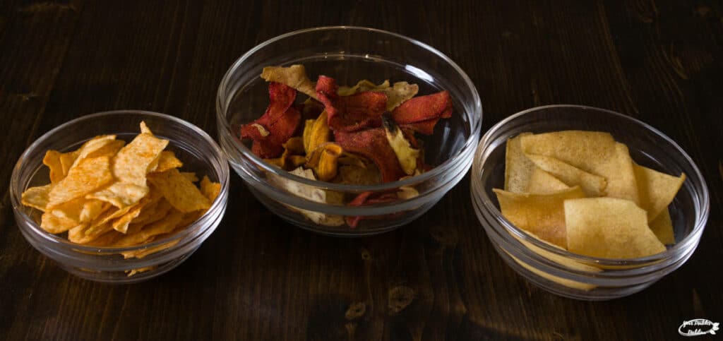 Three bowls of diabetes-friendly chips, arranged on a platter.